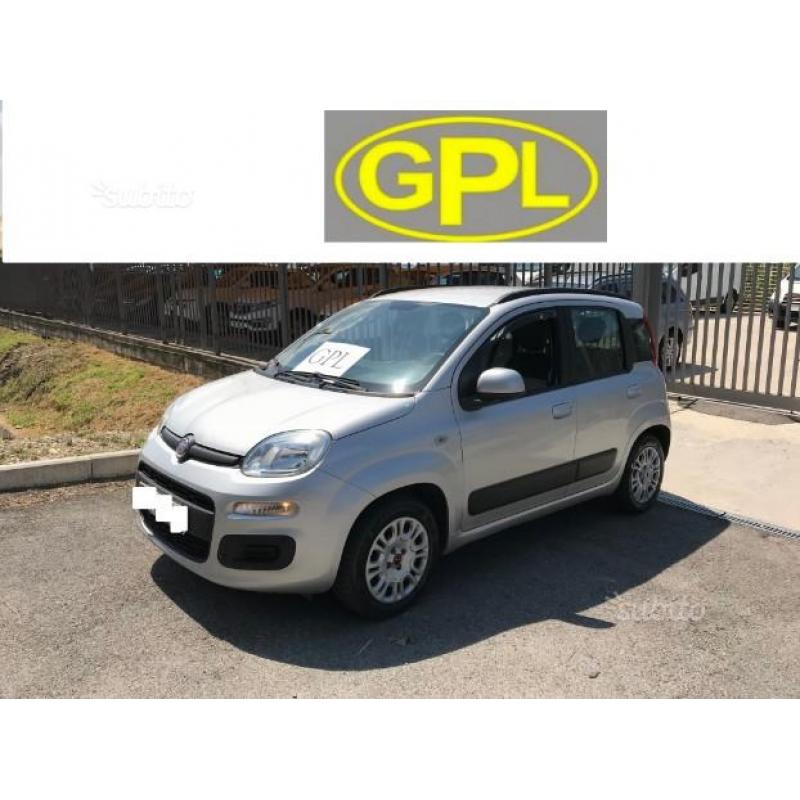 Fiat PANDA 1.2 GPL LOUNGE COME NUOVA